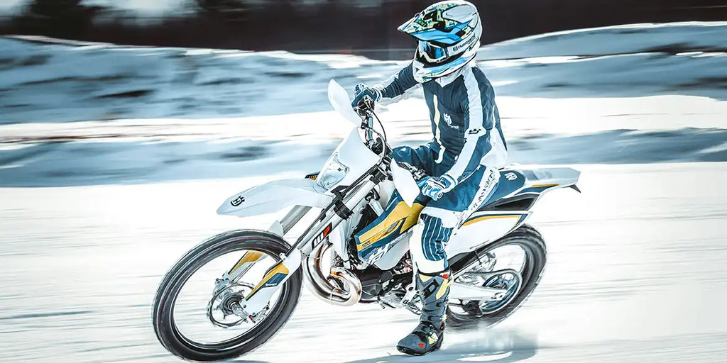 Motorrad fahren im Winter